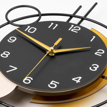 Jorin – Moderne, asymmetrische Designer-Wanduhr mit Pendel